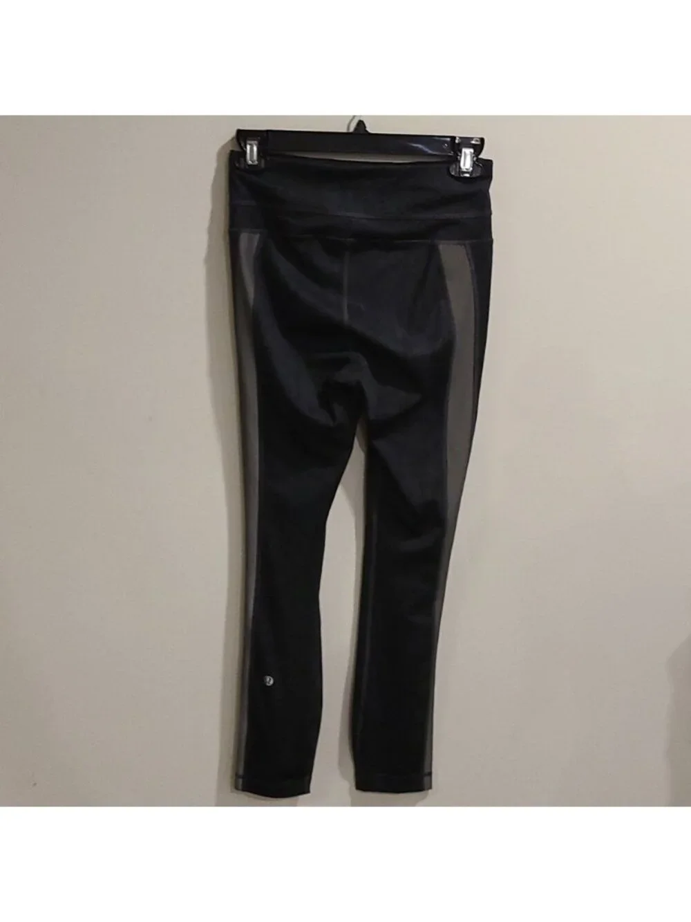 Lululemon Light Speed Tight *Full-On Luxtreme